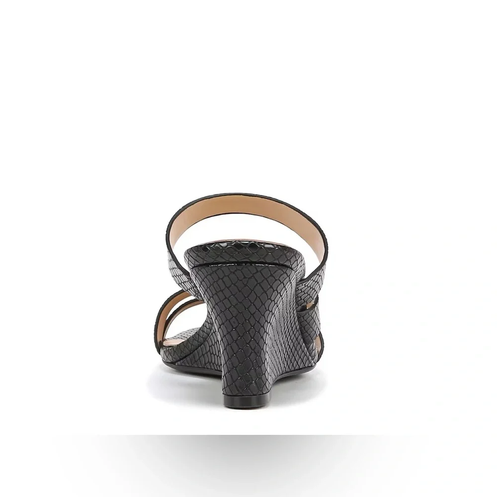 NWT: Naturalizer Breona Black - Picture 5 of 8